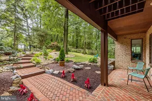 3385 Woodbridge Cir, Bethlehem, PA 18017 - Photo 5