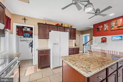 24 Sycamore Street, Hellertown, PA 18055 - Photo 7
