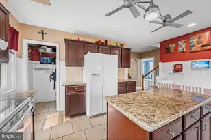 24 Sycamore St, Hellertown, PA 18055 - Photo 7
