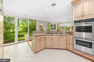 1657 Linden Oaks Ln, Bethlehem, PA 18015 - Photo 13