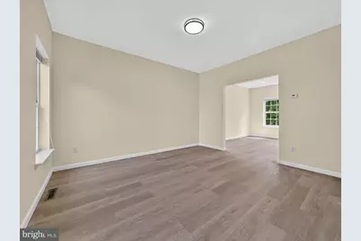 740 Mohican Drive, Easton, PA 18040 - Photo 13