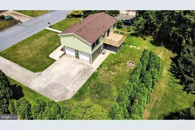 8612 Beatrice Lane, Bath, PA 18014 - Photo 3