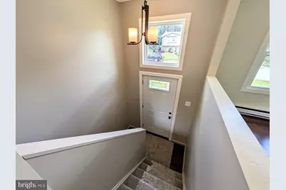 8612 Beatrice Lane, Bath, PA 18014 - Photo 7