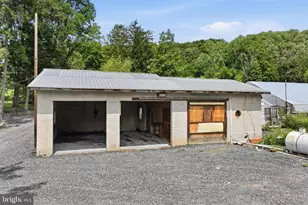 429 Riverview Dr, Walnutport, PA 18088 - Photo 35