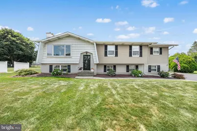 541 Mountain View Road, Nazareth, PA 18064 - Photo 1