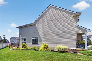 2214 Huntington Ln, Easton, PA 18040 - Photo 35