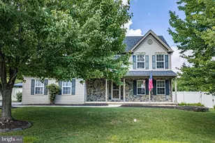 4003 Redwood Dr, Bethlehem, PA 18020 - Photo 1