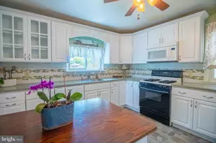 1403 N New St, Bethlehem, PA 18018 - Photo 5