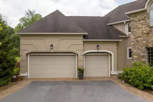 2690 Imperial Crest Ln, Hellertown, PA 18055 - Photo 73