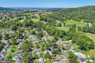 974 Juniper Rd, Hellertown, PA 18055 - Photo 27