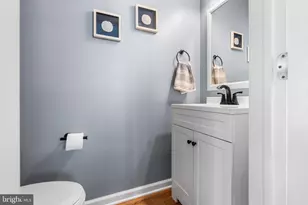 2213 Huntington Ln, Easton, PA 18040 - Photo 13