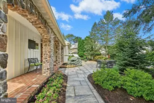 2048 Forge Run, Bethlehem, PA 18015 - Photo 3