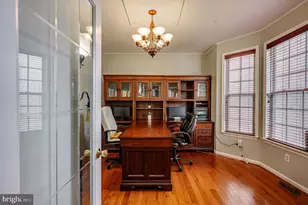 2295 Leigh Dr, Easton, PA 18040 - Photo 5