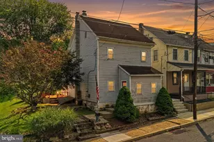 148 Monroe St, Bethlehem, PA 18017 - Photo 1
