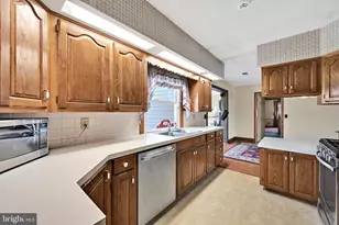 2911 Cherryville Rd, Northampton, PA 18067 - Photo 17