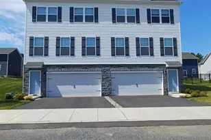 215 Winding Rd, Forks Township, PA 18040 - Photo 3