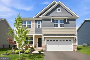 318 Knollwood Dr, Easton, PA 18040 - Photo 1