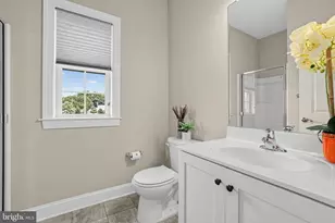 4343 Saratoga Dr, Bethlehem, PA 18020 - Photo 19