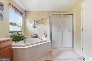 18 Creek Ct, Easton, PA 18040 - Photo 55