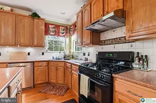 18 Creek Ct, Easton, PA 18040 - Photo 29