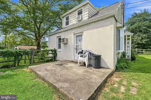 1854 Carlisle St, Bethlehem, PA 18017 - Photo 7