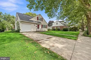 1854 Carlisle St, Bethlehem, PA 18017 - Photo 3