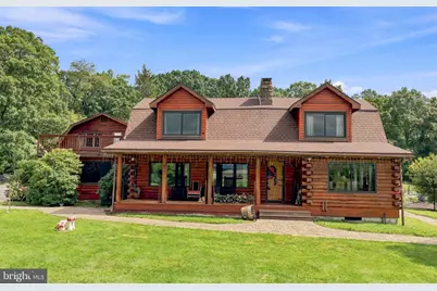 435 Sunset Drive, Bangor, PA 18013 - Photo 1