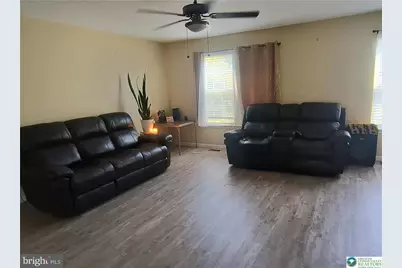 708 Bach Court, Freemansburg, PA 18017 - Photo 7