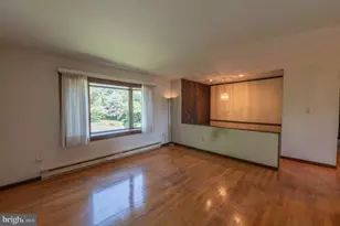 1 Babbling Brook Rd, Easton, PA 18045 - Photo 5