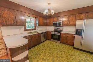 1 Babbling Brook Rd, Easton, PA 18045 - Photo 7