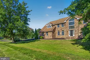 630 Clearfield Rd, Nazareth, PA 18064 - Photo 3