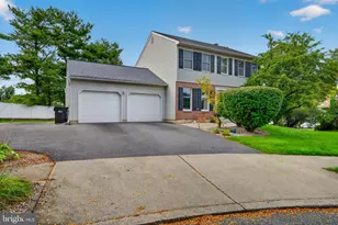 4945 Charles St, Easton, PA 18045 - Photo 3
