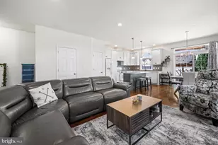 2226 Huntington Ln, Easton, PA 18040 - Photo 5
