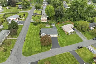 1444 Wynnewood Dr, Bethlehem, PA 18017 - Photo 47