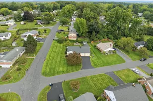 1444 Wynnewood Dr, Bethlehem, PA 18017 - Photo 45