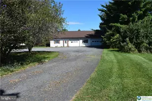 4035 Devonshire Rd, Bethlehem, PA 18020 - Photo 13