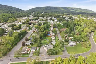 136 E West St, Wind Gap, PA 18091 - Photo 71
