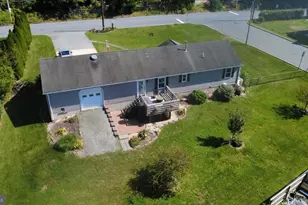 646 S Lehigh Gap St, Walnutport, PA 18088 - Photo 11