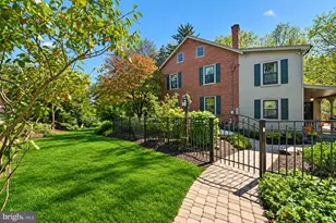 2100 Dakota Dr, Easton, PA 18045 - Photo 1