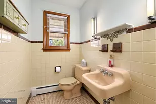 1539 Spring Garden St, Easton, PA 18042 - Photo 27