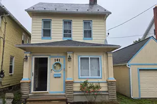 141 N 4th St, Bangor, PA 18013 - Photo 1
