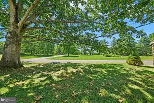 1807 Apple Tree Ln, Bethlehem, PA 18015 - Photo 25
