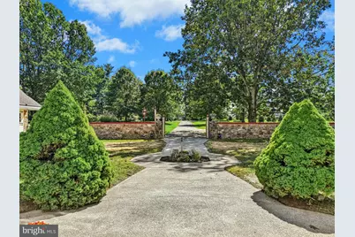 1807 Apple Tree Lane, Bethlehem, PA 18015 - Photo 5