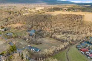988 N Hoch Rd, Danielsville, PA 18038 - Photo 29