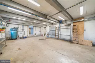 988 N Hoch Rd, Danielsville, PA 18038 - Photo 25