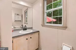 2362 Springtown Hill Rd, Hellertown, PA 18055 - Photo 21