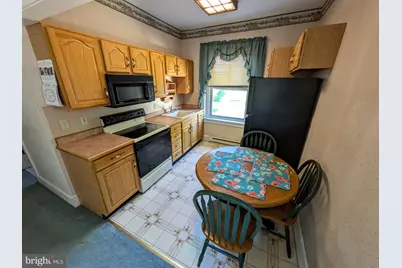 823 Broadway, Bethlehem, PA 18015 - Photo 9