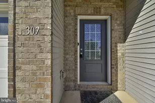 307 Bendelow Ln, Northampton, PA 18067 - Photo 3