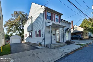37 W Ettwein St, Bethlehem, PA 18018 - Photo 3