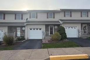 4 Monmouth Ct, Easton, PA 18040 - Photo 1